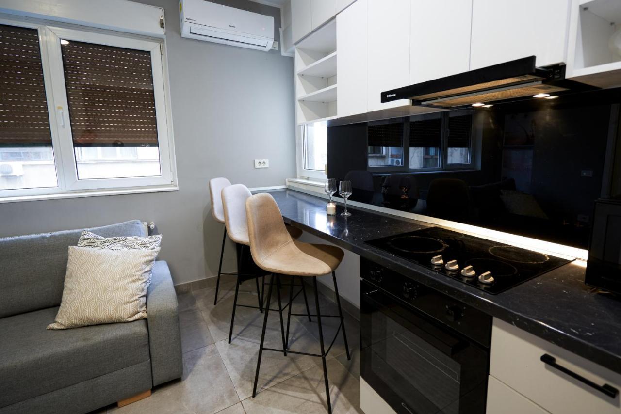 Minimalist Design In Magheru Appartamento Bucarest